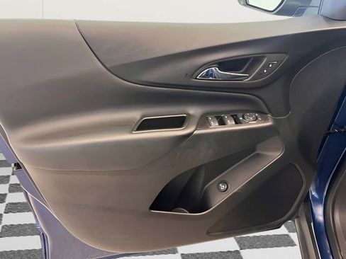 Certified 2023 Chevrolet Equinox LT w/ Driver Convenience Package image 12