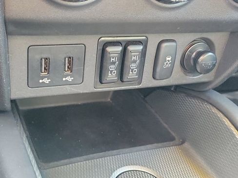 Used 2018 Mitsubishi Outlander Sport SEL image 31