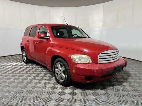 Used 2008 Chevrolet HHR LT FWD image 2