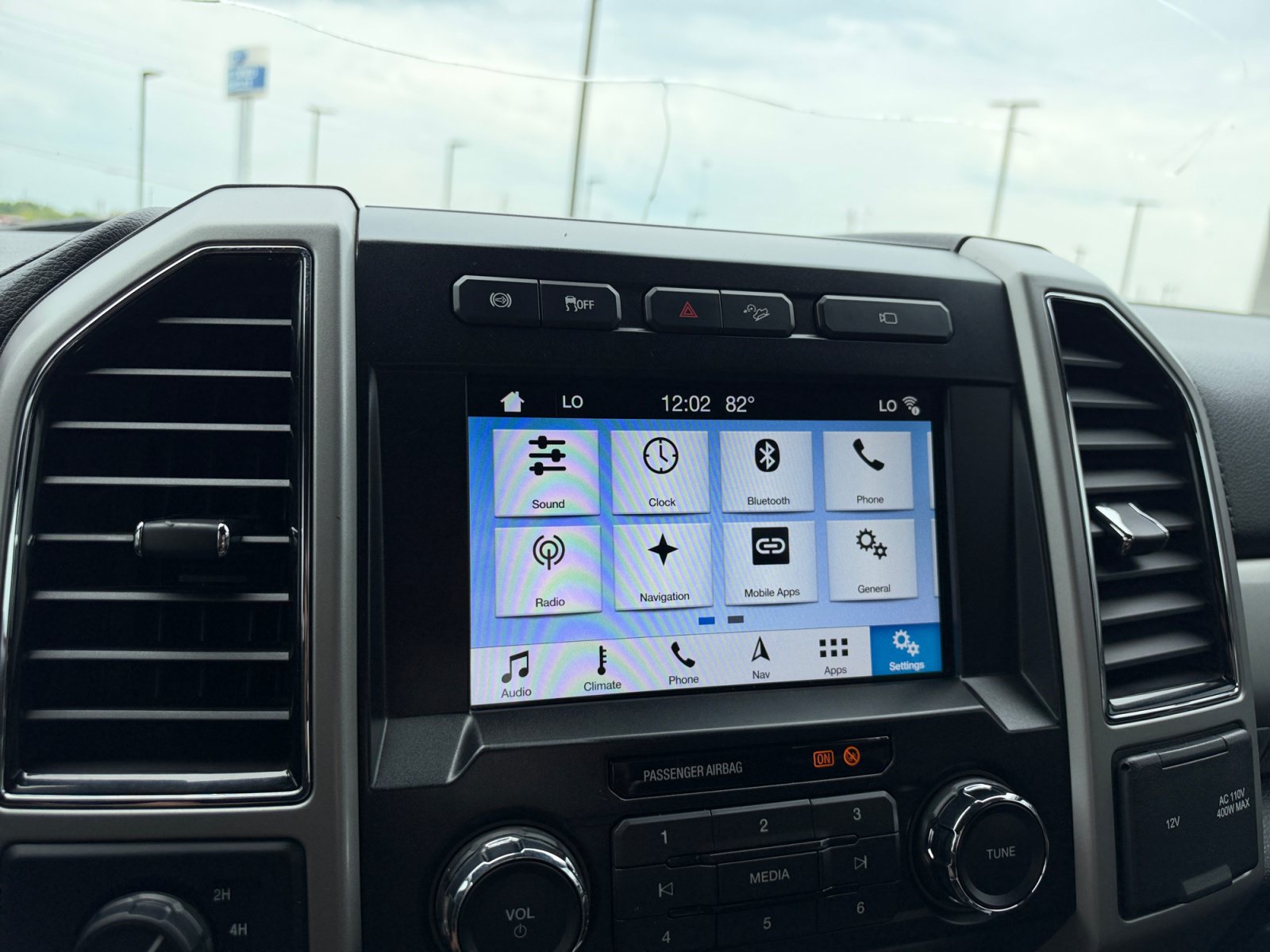 Certified 2019 Ford F350 Lariat w/ Lariat Ultimate Package AWD/4WD image 30