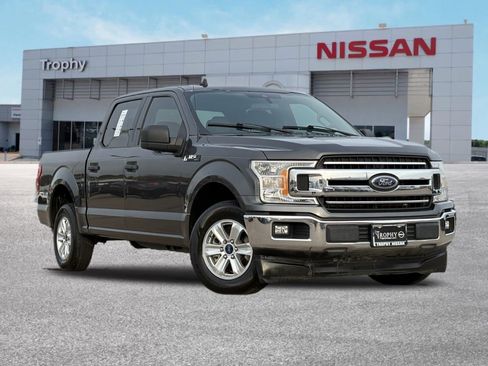 Used 2020 Ford F150 XLT image 1