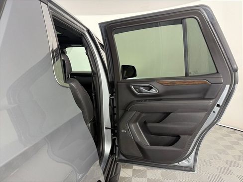 Used 2023 Chevrolet Tahoe Premier w/ Advanced Technology Package image 29