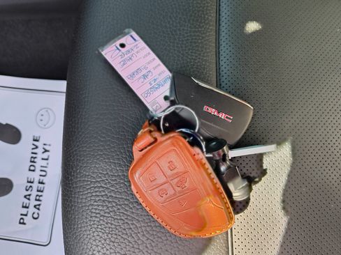 Used 2023 GMC Sierra 1500 Denali w/ Technology Package AWD/4WD image 33