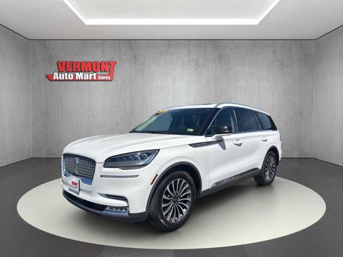 Used 2021 Lincoln Aviator Reserve RWD image 3