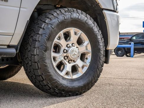 Used 2024 RAM 2500 Laramie w/ Safety Group image 9