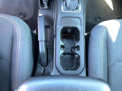 Used 2024 Jeep Gladiator Sport image 22