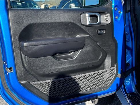 Used 2021 Jeep Wrangler Unlimited Rubicon image 17