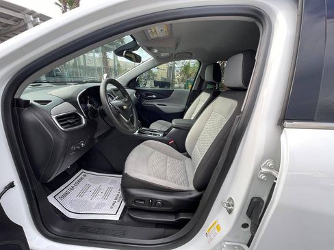 Used 2020 Chevrolet Equinox LT FWD image 3