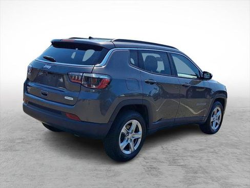 Certified 2024 Jeep Compass Latitude AWD/4WD image 5