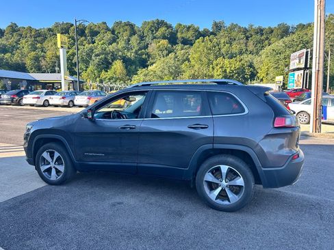 Used 2020 Jeep Cherokee Limited AWD/4WD image 5