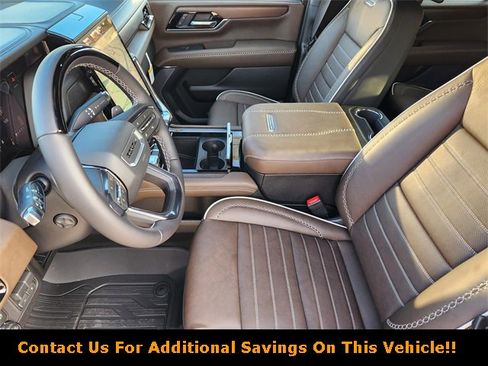 New 2026 GMC Yukon XL Denali Ultimate w/ LPO, Floor Liner Package image 9