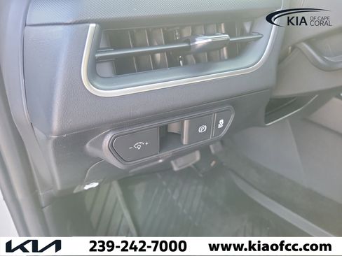 New 2026 Kia K4 FWD image 26