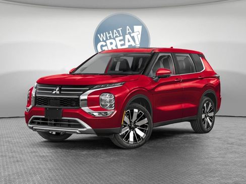 New 2025 Mitsubishi Outlander SE image 1