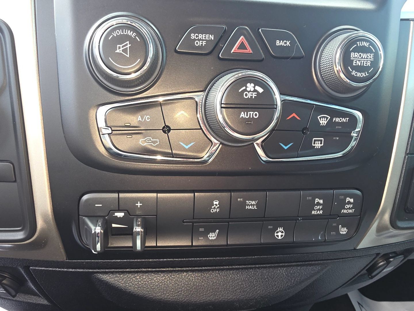 Used 2016 RAM 2500 Big Horn AWD/4WD image 15