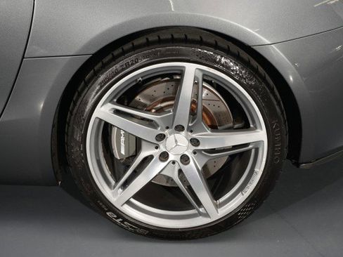 Used 2018 Mercedes-Benz AMG GT Roadster image 29