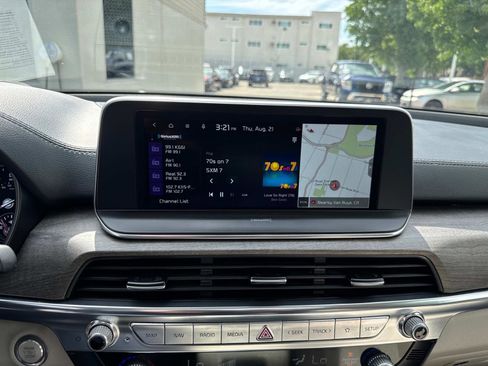 Used 2022 Kia Telluride EX w/ EX Premium Package image 13