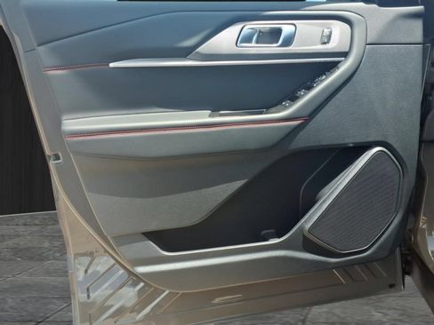 New 2026 Ford Explorer ST-Line RWD image 12
