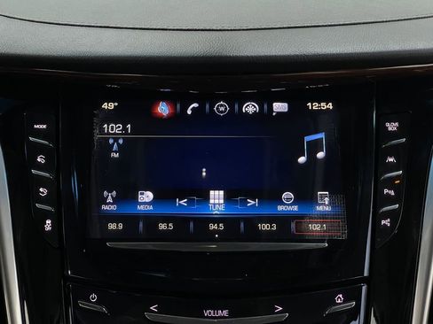 Used 2018 Cadillac Escalade ESV Luxury image 26