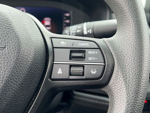 Used 2023 Honda Accord EX image 22