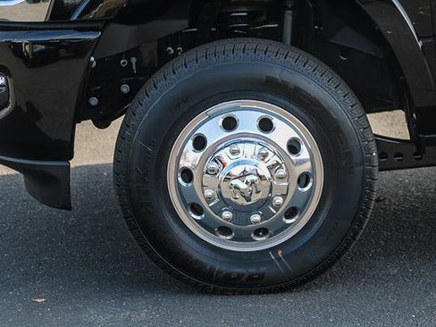 New 2026 RAM 3500 Limited image 9