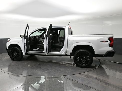 Used 2026 Chevrolet Colorado W/T w/ WT Custom Package image 34