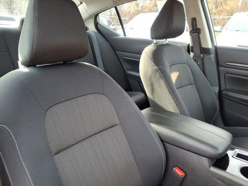 Used 2024 Nissan Altima 2.5 SV image 24