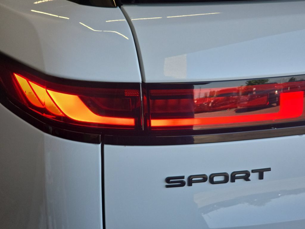 New 2026 Land Rover Range Rover Sport SE AWD/4WD image 23