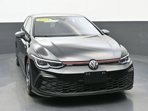 Used 2024 Volkswagen GTI S image 8