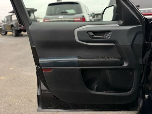 Used 2021 Ford Bronco Sport Outer Banks w/ Outer Banks Package (96D) image 12