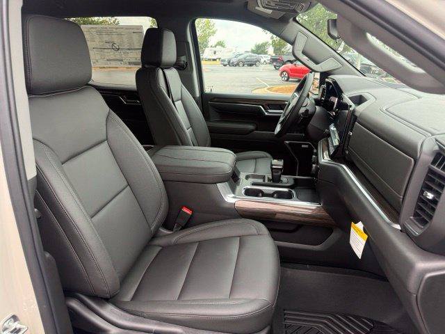 New 2026 Chevrolet Silverado 1500 RST w/ Convenience Package II AWD/4WD image 3