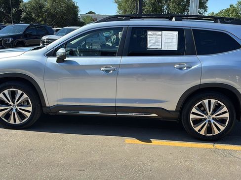 Used 2020 Subaru Ascent Limited w/ Technology Package AWD/4WD image 4