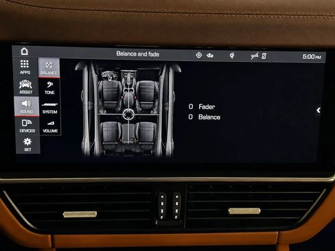 Used 2020 Porsche Cayenne Turbo AWD/4WD image 43