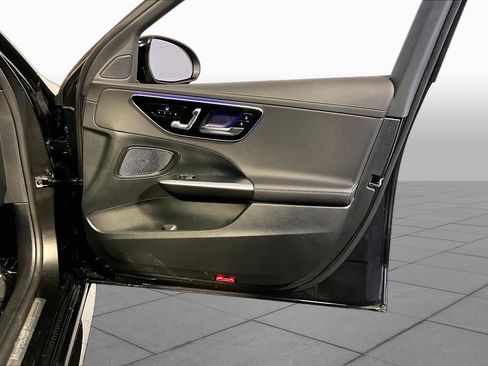 Certified 2026 Mercedes-Benz C 300 4MATIC Sedan image 23