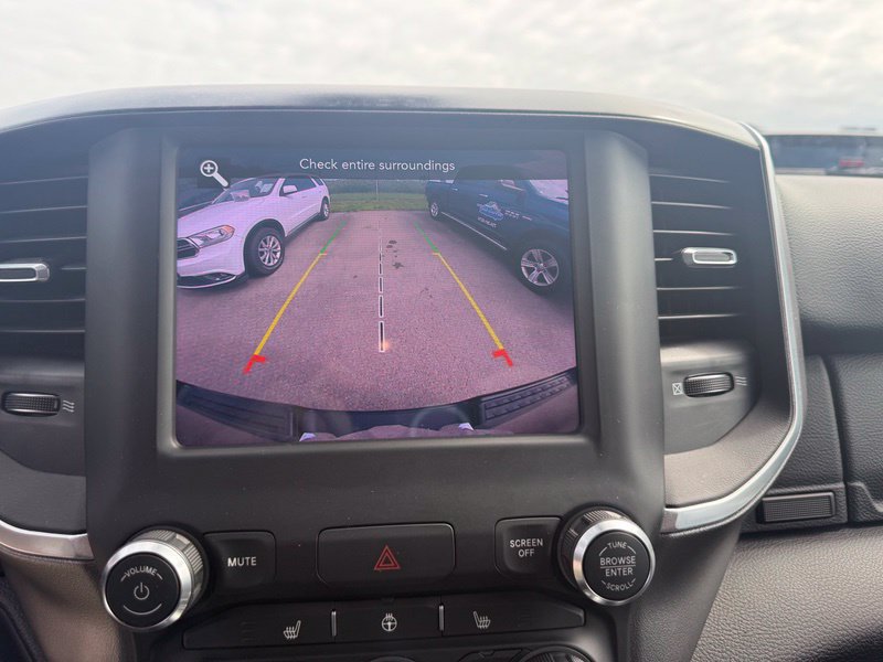 Used 2020 RAM 1500 Big Horn AWD/4WD image 9