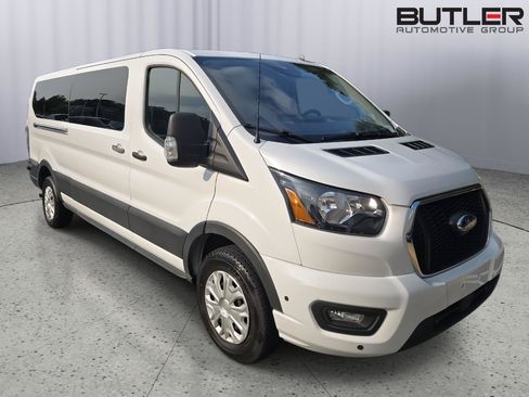 Used 2024 Ford Transit 350 XLT RWD image 2