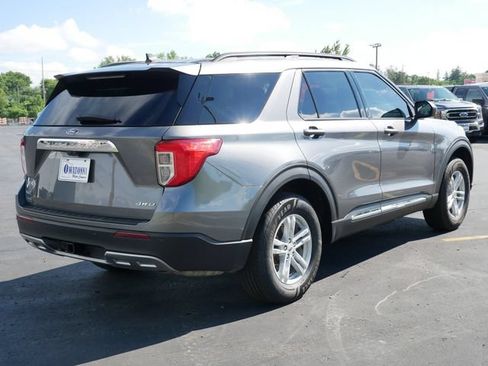Certified 2024 Ford Explorer XLT w/ Equipment Group 202A AWD/4WD image 4