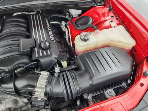 Used 2014 Dodge Challenger SRT8 image 16