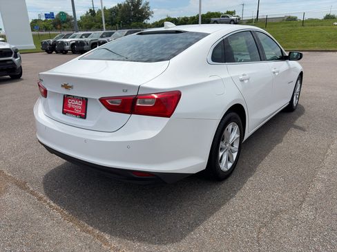 Used 2025 Chevrolet Malibu LT FWD image 5