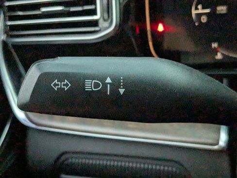 Used 2023 Jeep Grand Wagoneer 4WD image 6