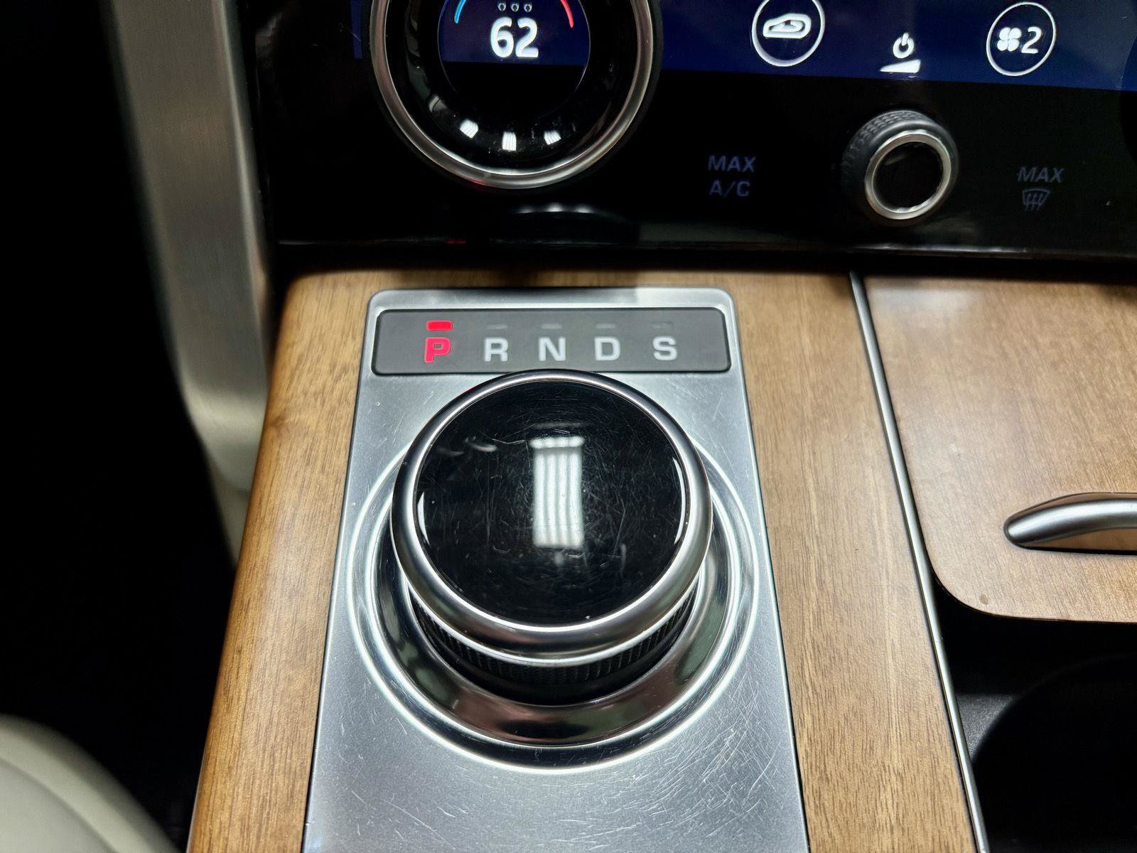 Used 2018 Land Rover Range Rover HSE AWD/4WD image 34