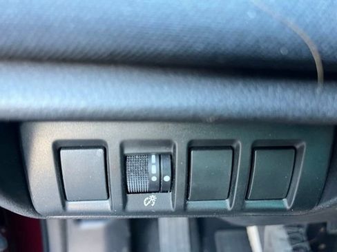 Used 2022 Subaru Outback Premium image 22