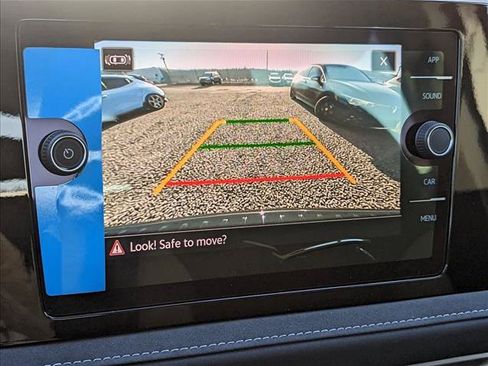 New 2025 Volkswagen Taos SE AWD/4WD image 13