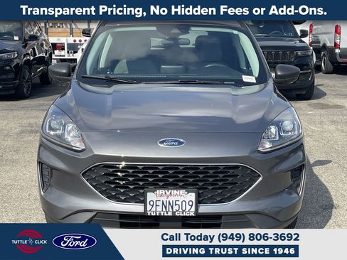 Certified 2022 Ford Escape SE image 2