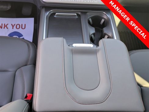 New 2025 Ford Expedition Max Active image 24