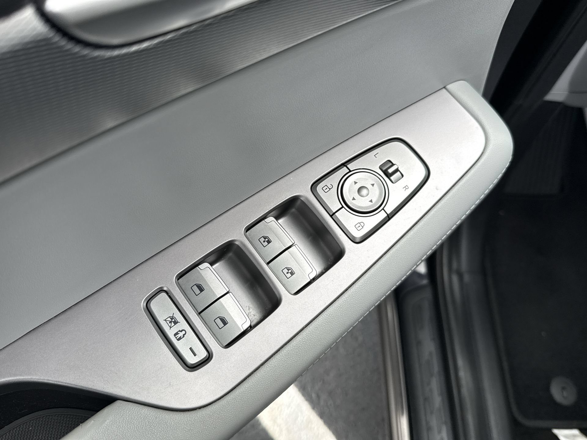 Used 2022 Hyundai Palisade SEL w/ Convenience Package FWD image 15