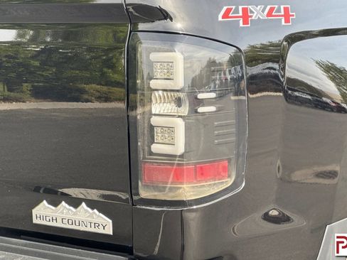Used 2015 Chevrolet Silverado 2500 High Country AWD/4WD image 33
