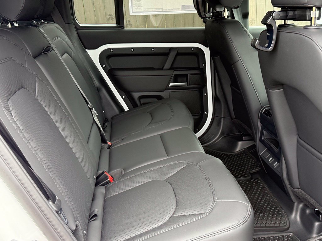 New 2026 Land Rover Defender 110 S AWD/4WD image 38