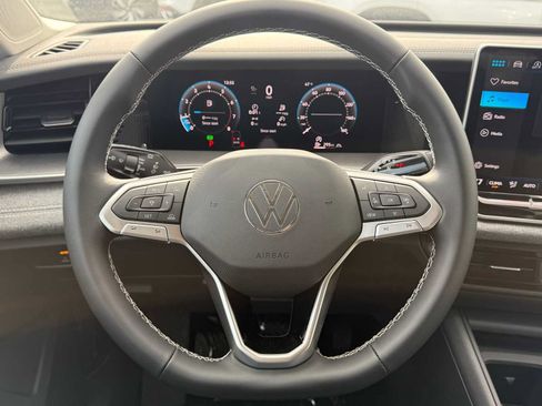 New 2026 Volkswagen Tiguan S AWD/4WD image 7