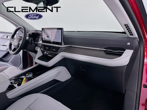 New 2026 Ford Explorer Platinum AWD/4WD image 34