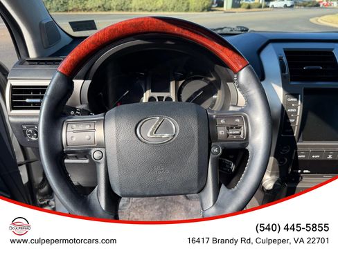 Used 2010 Lexus GX 460 image 21